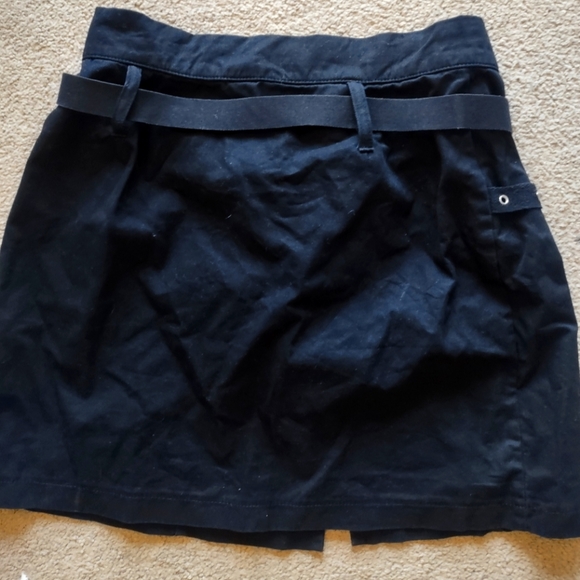 black mini skirt - xs shein - Picture 2 of 3